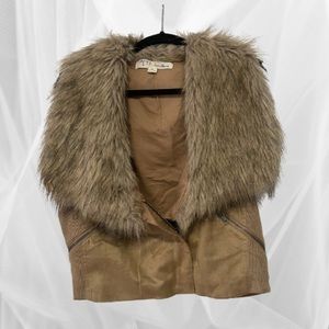 Faux fur cropped vest